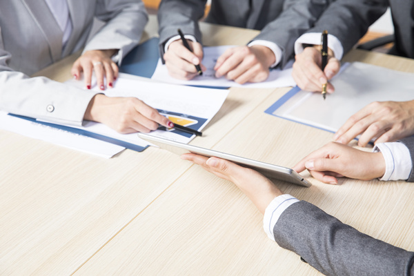 企業(yè)如何應(yīng)對(duì)突發(fā)事件？