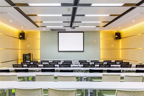 創(chuàng)新的員工培訓(xùn)方法，提升公司競(jìng)爭(zhēng)力