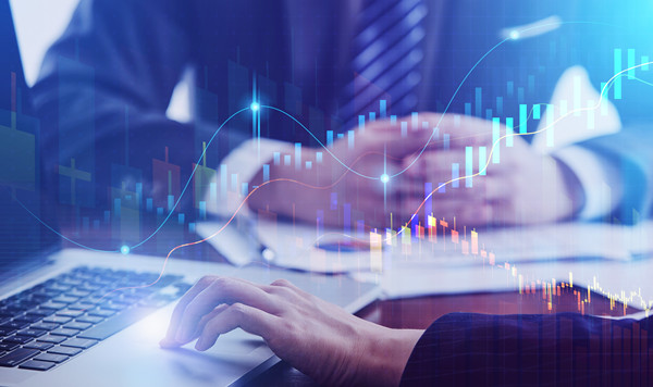 「薪酬管理咨詢」縮編與漲薪，2023人才選用更嚴格！