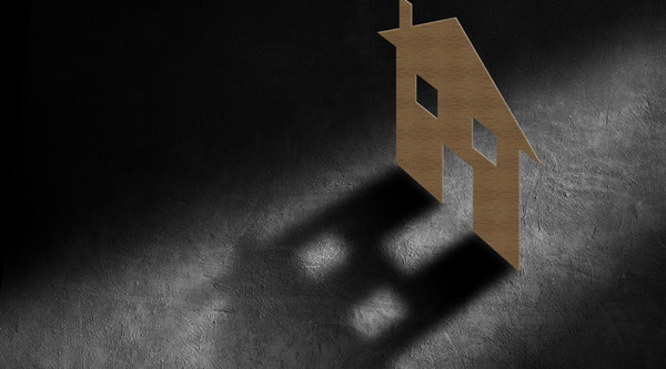 重慶傳統(tǒng)行業(yè)塌方，罪魁禍首竟是房價？