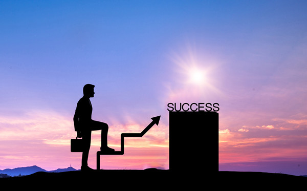 員工培訓(xùn)與發(fā)展：打造高效能團隊的關(guān)鍵！