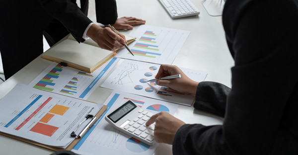 薪酬體系設(shè)計(jì)：構(gòu)建公平、激勵(lì)性的薪酬體系