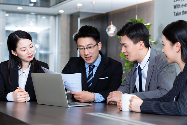 員工關(guān)系管理：減少沖突，提升員工滿意度