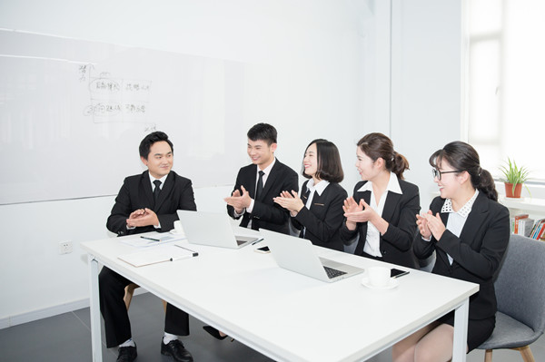 集團(tuán)人才梯隊建設(shè)：培養(yǎng)核心人才，提升企業(yè)競爭力