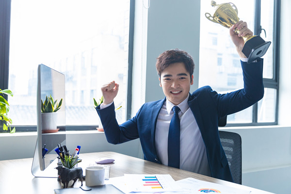 合理控制薪酬成本，提高企業(yè)利潤與員工福利水平