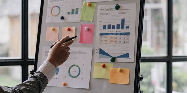 集團(tuán)管控：打破信息孤島，構(gòu)建高效信息共享平臺(tái)