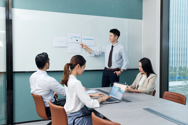 決策優(yōu)化：構建科學、透明、快速響應的組織決策體系