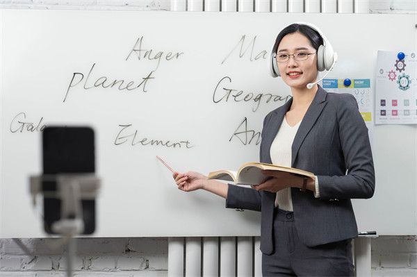 品牌數(shù)字化：借助數(shù)字技術(shù)，創(chuàng)新品牌營銷模式