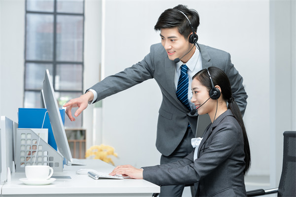 質(zhì)量導(dǎo)向的績(jī)效管理：關(guān)注質(zhì)量，提升產(chǎn)品和服務(wù)水平