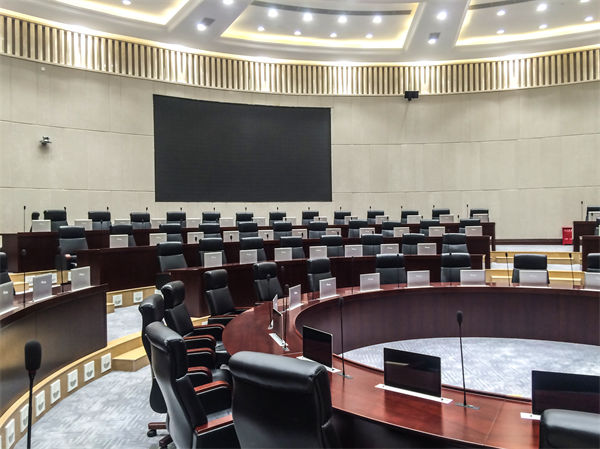 集團(tuán)管控的創(chuàng)新之路：打破傳統(tǒng)，引領(lǐng)企業(yè)變革