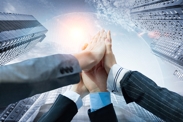 薪酬溝通培訓(xùn)：加強(qiáng)溝通培訓(xùn)，提高員工認(rèn)識