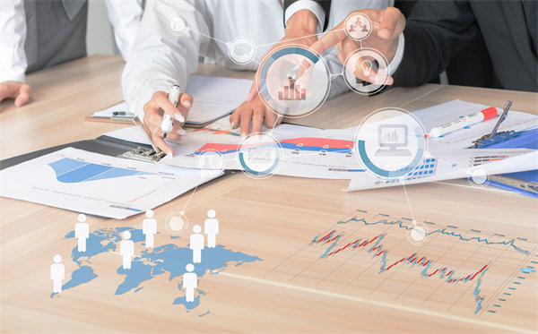 制定年度經(jīng)營計劃，明確發(fā)展目標(biāo)，引領(lǐng)企業(yè)穩(wěn)健前行