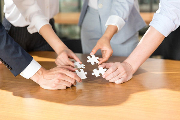 企業(yè)管理精細(xì)化運(yùn)營(yíng)，提升競(jìng)爭(zhēng)力，實(shí)現(xiàn)行業(yè)領(lǐng)先