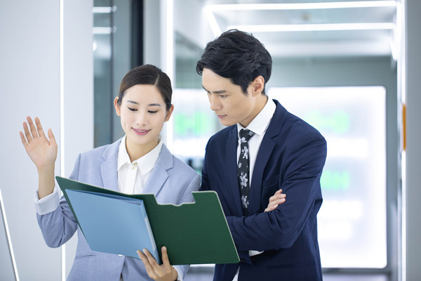 科學(xué)薪酬體系：激勵(lì)員工，提升績(jī)效的關(guān)鍵策略