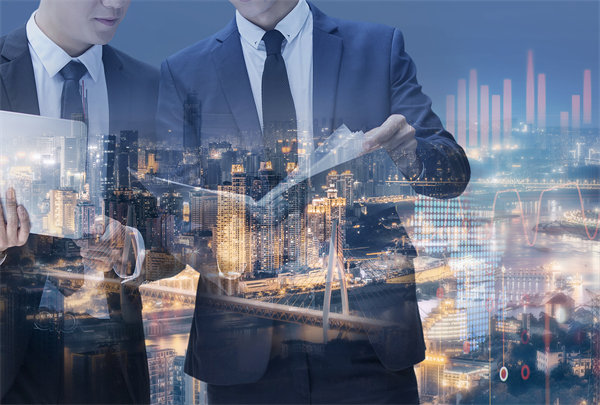 立足企業(yè)實(shí)際，制定可行經(jīng)營計(jì)劃，確保企業(yè)穩(wěn)健前行