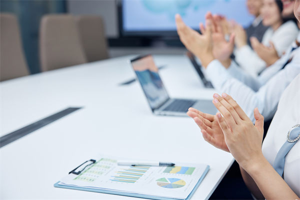 追求卓越績效：構(gòu)建高效團隊，實現(xiàn)業(yè)務(wù)目標新高度