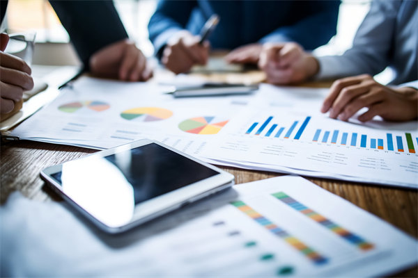 企業(yè)如何通過上年度的結果，修正下年度的經營計劃？