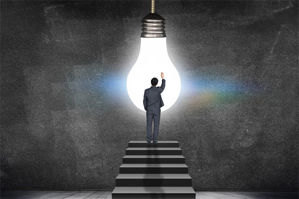 創(chuàng)新管理在推動(dòng)企業(yè)持續(xù)發(fā)展中的角色與實(shí)踐？