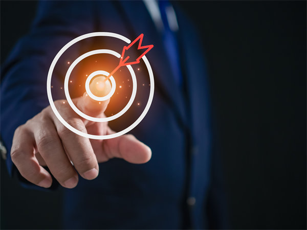 企業(yè)戰(zhàn)略與文化建設(shè)相結(jié)合，打造獨(dú)具特色的發(fā)展模式