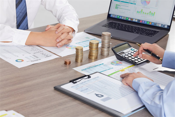 企業(yè)管理固化提升空間有限，如何進(jìn)行商業(yè)重組突圍？