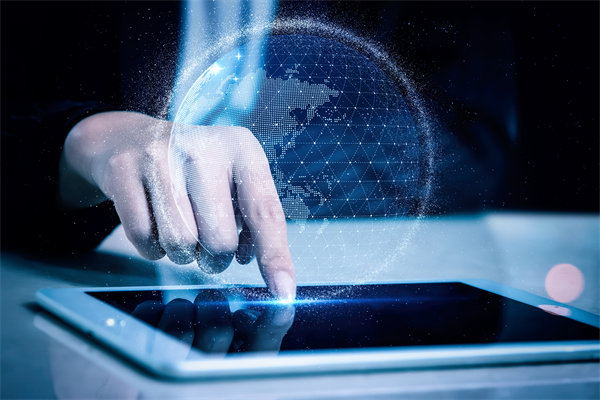 智能制造系統(tǒng)中，如何有效集成并管理多種自動化設(shè)備？