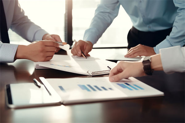 如何確保薪酬績(jī)效體系公平透明，增強(qiáng)員工信任？