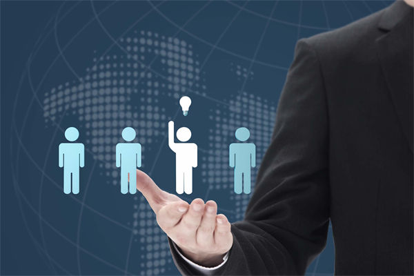 制定年度經(jīng)營(yíng)計(jì)劃時(shí)，如何平衡創(chuàng)新與風(fēng)險(xiǎn)？