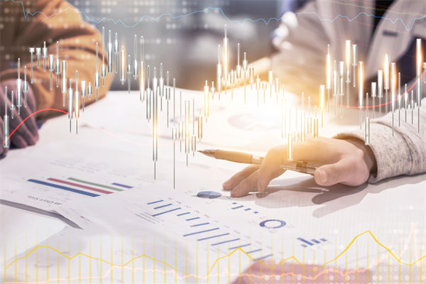 風(fēng)險(xiǎn)與機(jī)遇并存：年度經(jīng)營(yíng)計(jì)劃中的應(yīng)對(duì)策略是什么？