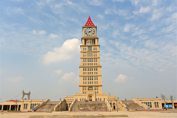 贛州戰(zhàn)略咨詢公司如何幫助企業(yè)制定長遠發(fā)展規(guī)劃？