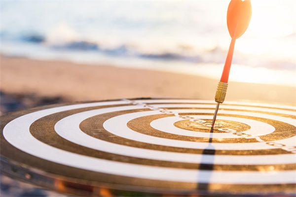 面對(duì)復(fù)雜市場(chǎng)環(huán)境，管理咨詢?nèi)绾屋o助精準(zhǔn)定位市場(chǎng)？