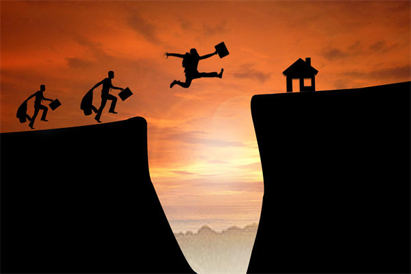 如何通過人力資源策略實現(xiàn)企業(yè)員工潛能最大化？