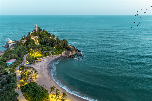 借助惠州薪酬咨詢(xún)公司，企業(yè)如何實(shí)現(xiàn)員工激勵(lì)與滿(mǎn)意度提升？