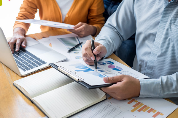 如何通過創(chuàng)新策略提升品牌影響力和市場占有率？