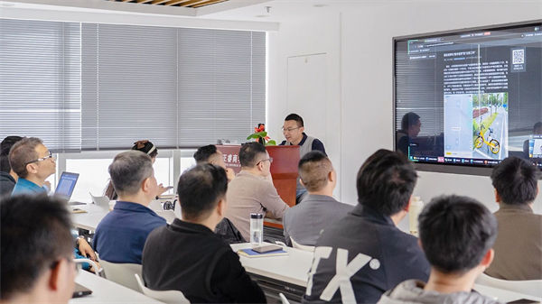 《咨詢(xún)師第一期AI應(yīng)用與實(shí)踐培訓(xùn)班》