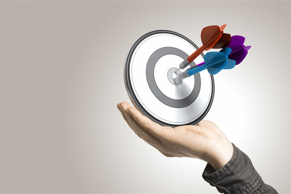 績(jī)效管理如何提升員工滿(mǎn)意度，又增強(qiáng)企業(yè)競(jìng)爭(zhēng)力？