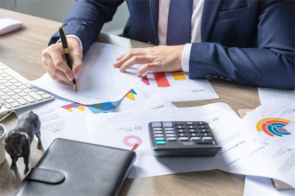 薪酬調(diào)整沒方向，怎樣通過管理讓薪酬動(dòng)態(tài)適配發(fā)展？