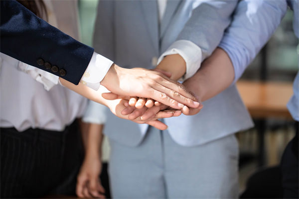 新老員工文化沖突不斷，企業(yè)文化怎樣實現(xiàn)融合傳承？