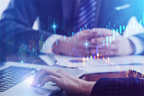 美線貨運訂艙就像“搶票”，制造業(yè)有什么看法？