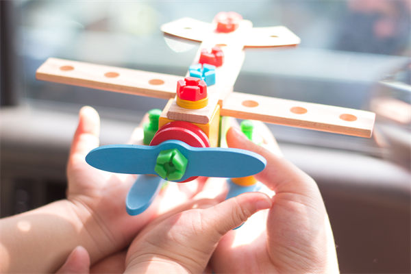 這些玩具可能正在悄悄傷害孩子，對關(guān)聯(lián)品牌的啟示