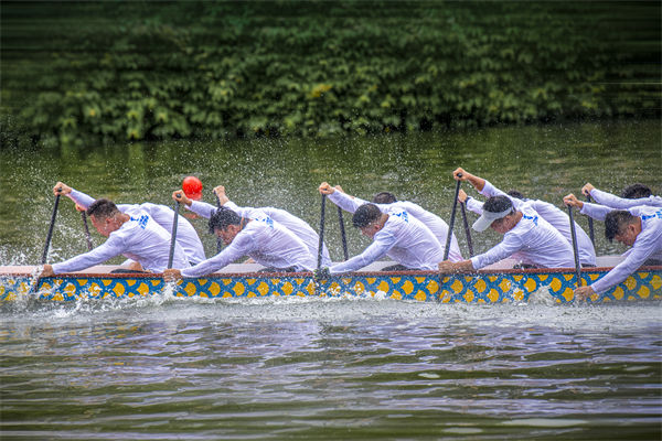 起猛了龍舟都能蹦迪了，企業(yè)文化對此有何啟示？