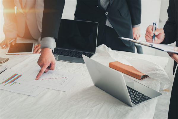 戰(zhàn)略規(guī)劃年年重做卻無效，到底缺了哪環(huán)落地邏輯？