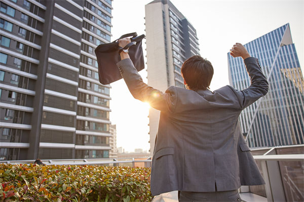 企業(yè)文化分析：為什么越來越多年輕人愛上丑娃娃？