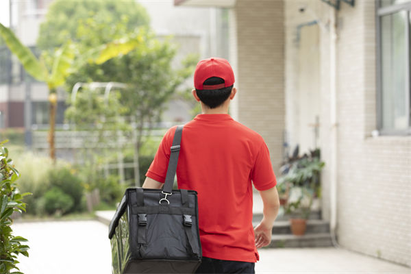 薪酬咨詢分析：公職人員兼職送外賣，紀(jì)委回應(yīng)來了