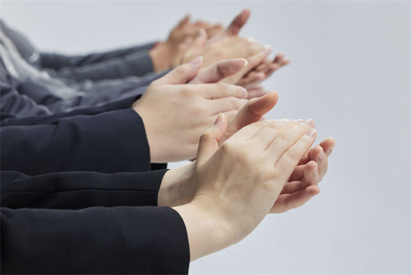 企業(yè)文化管理為何總走樣？這些隱性斷層您察覺了嗎？