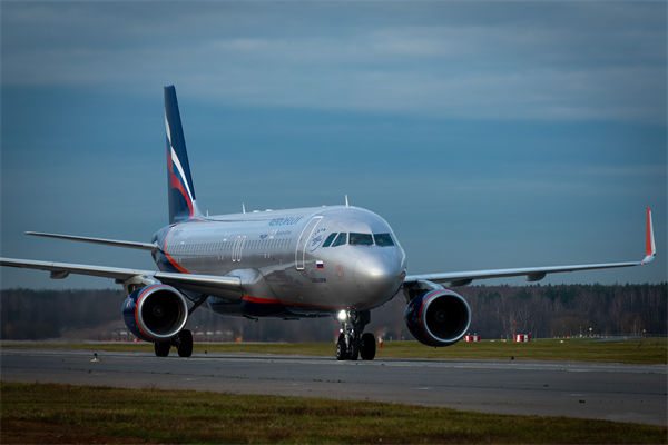 數(shù)十架中資公司飛機被扣俄羅斯，戰(zhàn)略咨詢怎么看？