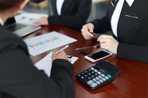 薪酬績效咨詢公司，如何助企業(yè)制定公平激勵方案？